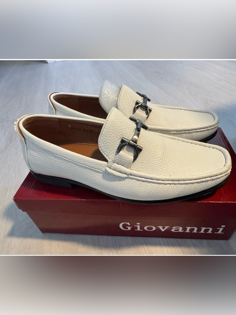 Giovanni Men's Cream Leather Bit Loafers - Slip-On Dress Loafers